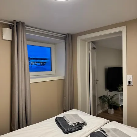 Apartment Downtown With Good Bus Connections *